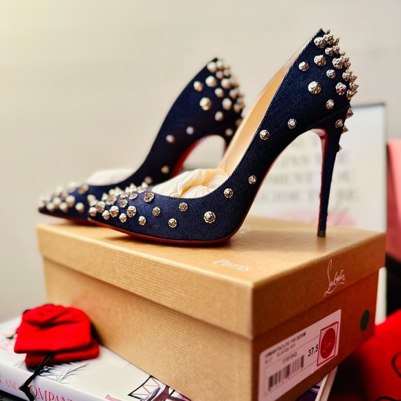 CHRISTIAN LOUBOUTIN Aimantaclou 100 Studded Denim Pumps - Picture 12 of 14